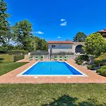 Kata Будинок відпочинку